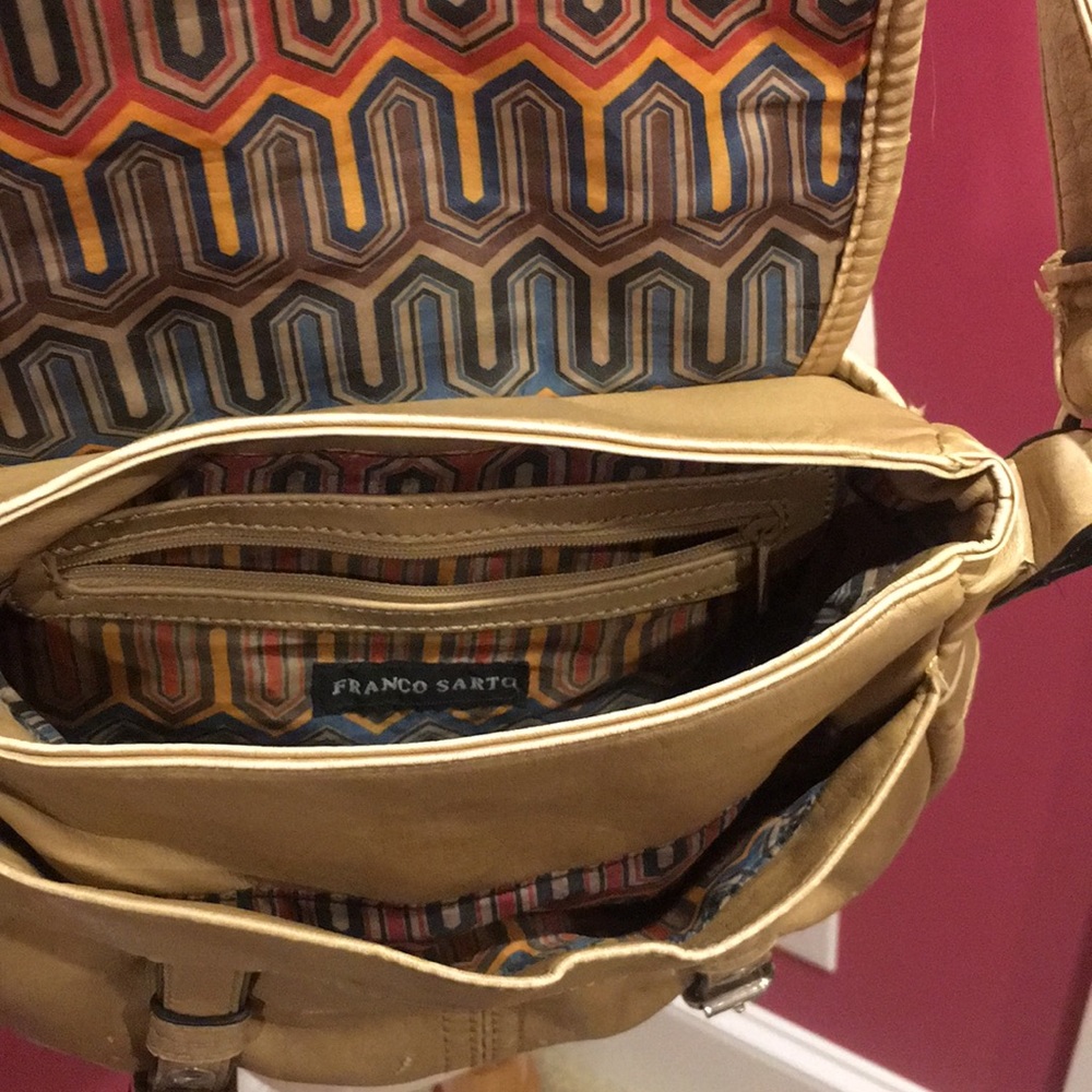 Purse - Picture 4 of 4